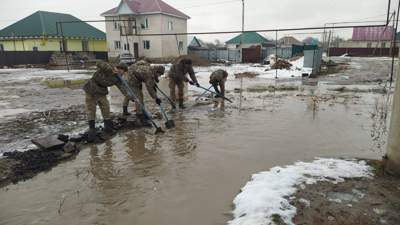 В правительстве обсудили меры против паводков в трех областях Казахстана