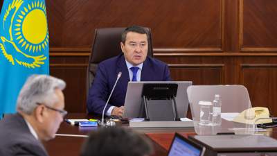 Смаилов: Спецкомиссия проведет расследование пожара на шахте "Казахстанская"