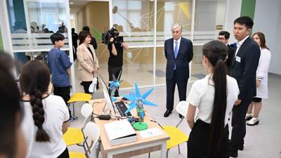 Мемлекет басшысы Оқушылардың инновациялық шығармашылық орталығына барды