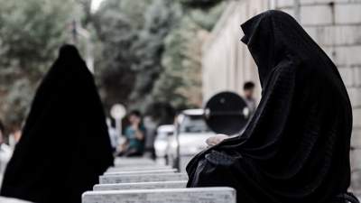 Протесты против ношения хиджаба снова начались в Иране