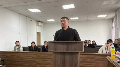 Захват аэропорта в Алматы : суд допросил сотрудника службы авиационной безопасности