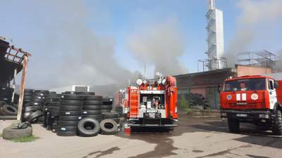Пожарные в Алматы предотвратили взрыв на предприятии