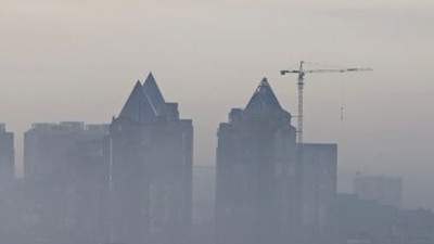 Высокий уровень загрязнения воздуха прогнозируют в двух городах 
