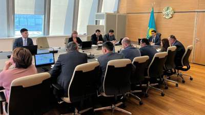 Провел совещание по качеству связи