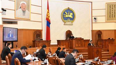 Приостановили рассмотрение вопроса о введении ЧП в Улан-Баторе, фото - Новости Zakon.kz от 05.12.2022 22:57
