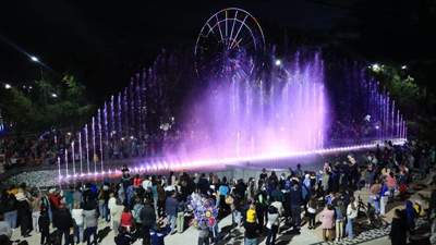 В Костанае появился светомузыкальный фонтан