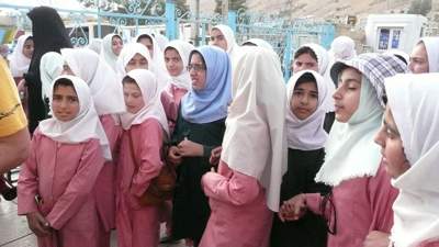 школьницы в Иране