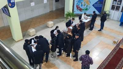 537 избирательных участков открыли свои двери в Восточном Казахстане