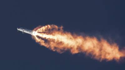 Неудачный запуск Starship Илон Маск назвал "захватывающим"
