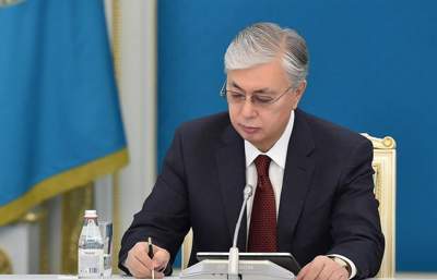 Токаев подписал указ о мерах по снижению закредитованности населения