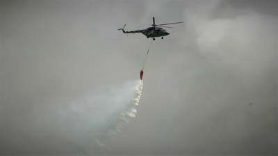 Более 200 человек и пять вертолетов тушат пожар в ВКО