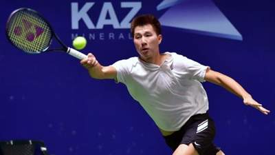 Бейбит Жукаев одержал победу в первом круге Мастерса в Шанхае  