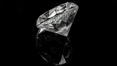 Алмаз бағасы рекордтық төмен сұранысқа байланысты төмендейді