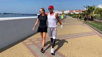 Роман Костомаров опубликовал новое видео с прогулки