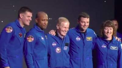 NASA представило команду астронавтов для облета Луны 