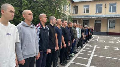 Алматинских призывников торжественно проводили на воинскую службу