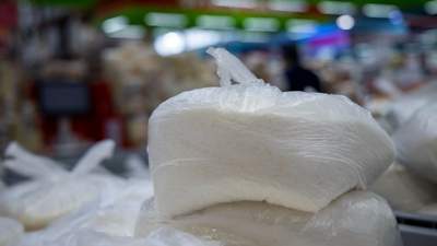 В Казахстане подписан меморандум по сдерживанию цен на сахар