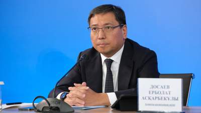 Досаеву пожаловались на плохое воспитание молодежи в Алматы