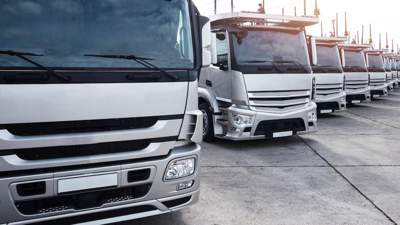 Порядка 400 казахстанских грузовых автомобилей застряли на территории Польшы