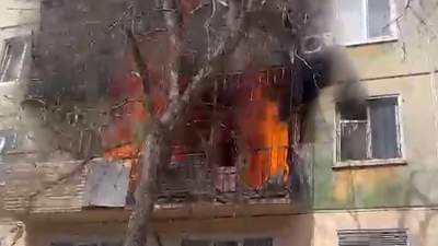 В Усть-Каменогорске огонь повредил пять балконов