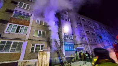 В Карагандинской области 6 человек погибли при пожаре в многоэтажке