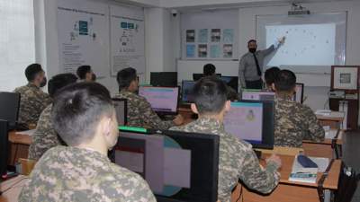 обязанности, Жаксылыков, комментарий