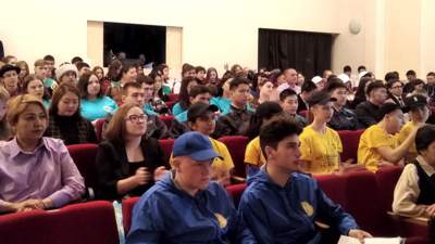 Молодежь хочет быть полезной: лучших волонтеров выбрали в Костанае 