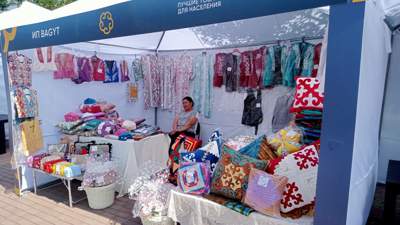 Қан қысымы аппараты және табиғи тас: Алматының үздік тауарлары анықталды