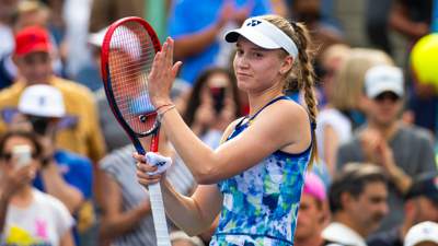 Елена Рыбакина разгромила Марту Костюк и вышла во второй круг US Open