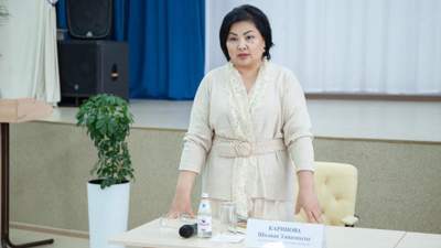Шолпан Каринова освобождена от должности первого вице-министра просвещения