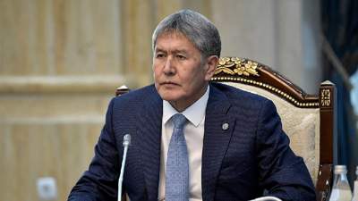 Кыргызпатент ищет экс-президента Кыргызстана Атамбаева, чтобы заплатить гонорар
