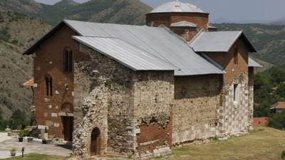 ЧП в Косово: монастырь, где сидели боевики напавшие на полицейских взят под контроль
