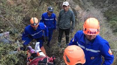 Туристку со сломанной ногой спасли в горах Алматинской области