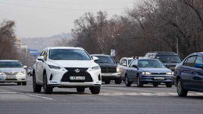 автомобили алматы осень