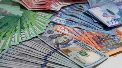 Курсы валют в обменниках Казахстана на 8 апреля
