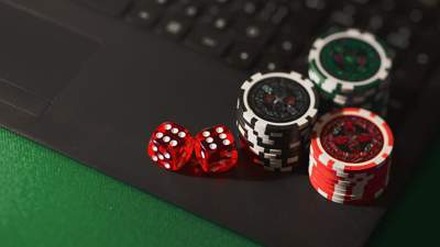 В TikTok стали чаще транслировать азартные игры