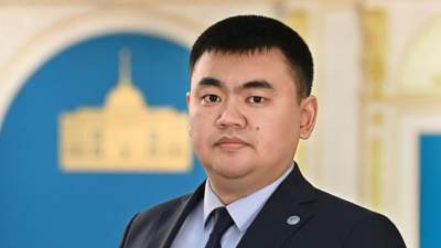 Президенттің баспасөз хатшысы денсаулығына байланысты қызметінен босады