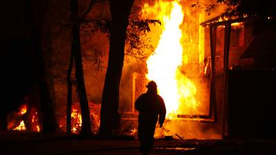 При пожаре частного дома в городе Шу погибло два ребенка