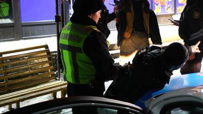 В Алматы задержали двух мужчин с обрезом в нетрезвом состоянии, фото - Новости Zakon.kz от 22.01.2023 09:36