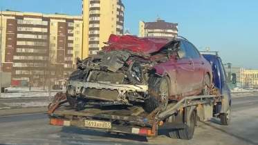 Блогер во время съемки видео разбил авто стоимостью 30 миллионов, фото - Новости Zakon.kz от 11.12.2022 10:27