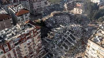 разрушенные дома в Турции