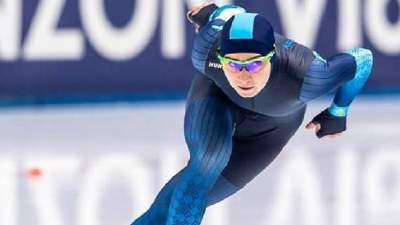 Конькобежка Надежда Морозова выиграла золото на турнире в Квебеке